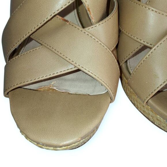 JESSICA SIMPSON JAMALLO WEDGE SANDALS BEIGE SZ.7.5 GUC. - Picture 3 of 7